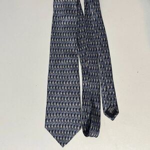 Barrington blue and gray silk necktie ￼